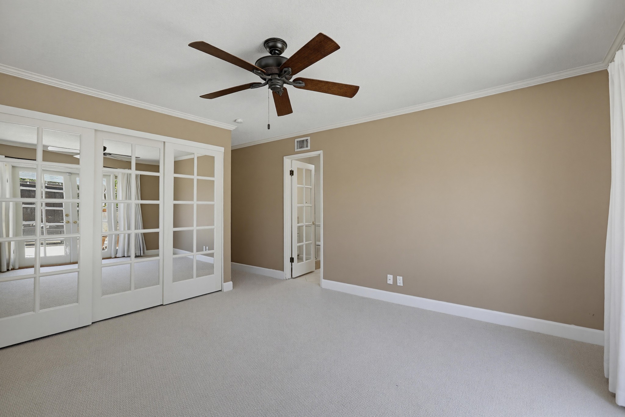 Virtual tour photo 50 of 65 for 2705 E Jacaranda Ave
