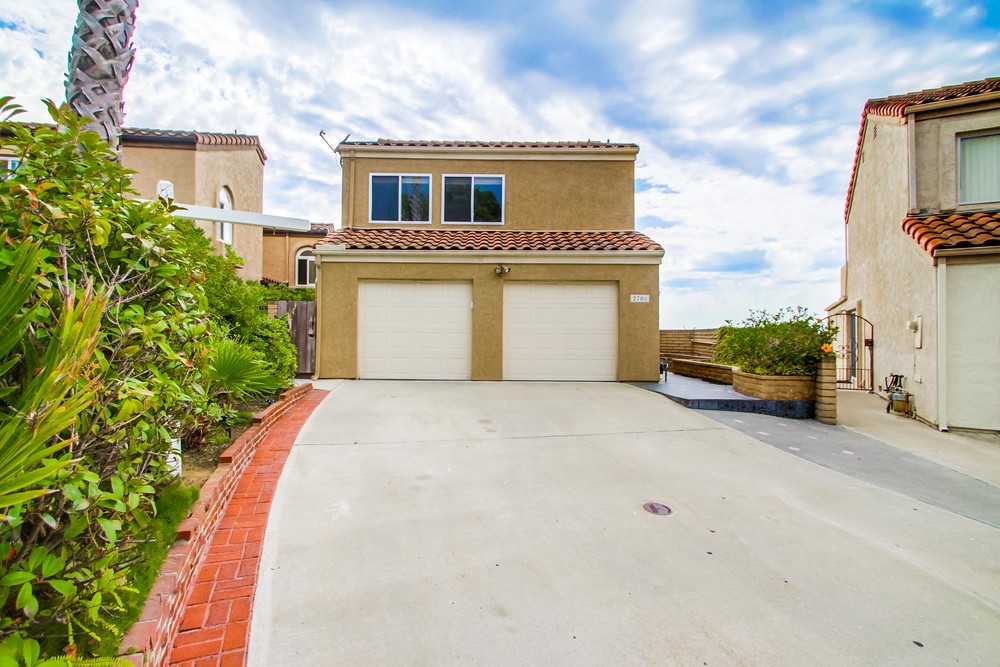 Virtual tour photo 3 of 66 for 2706 Bay Canyon Ct