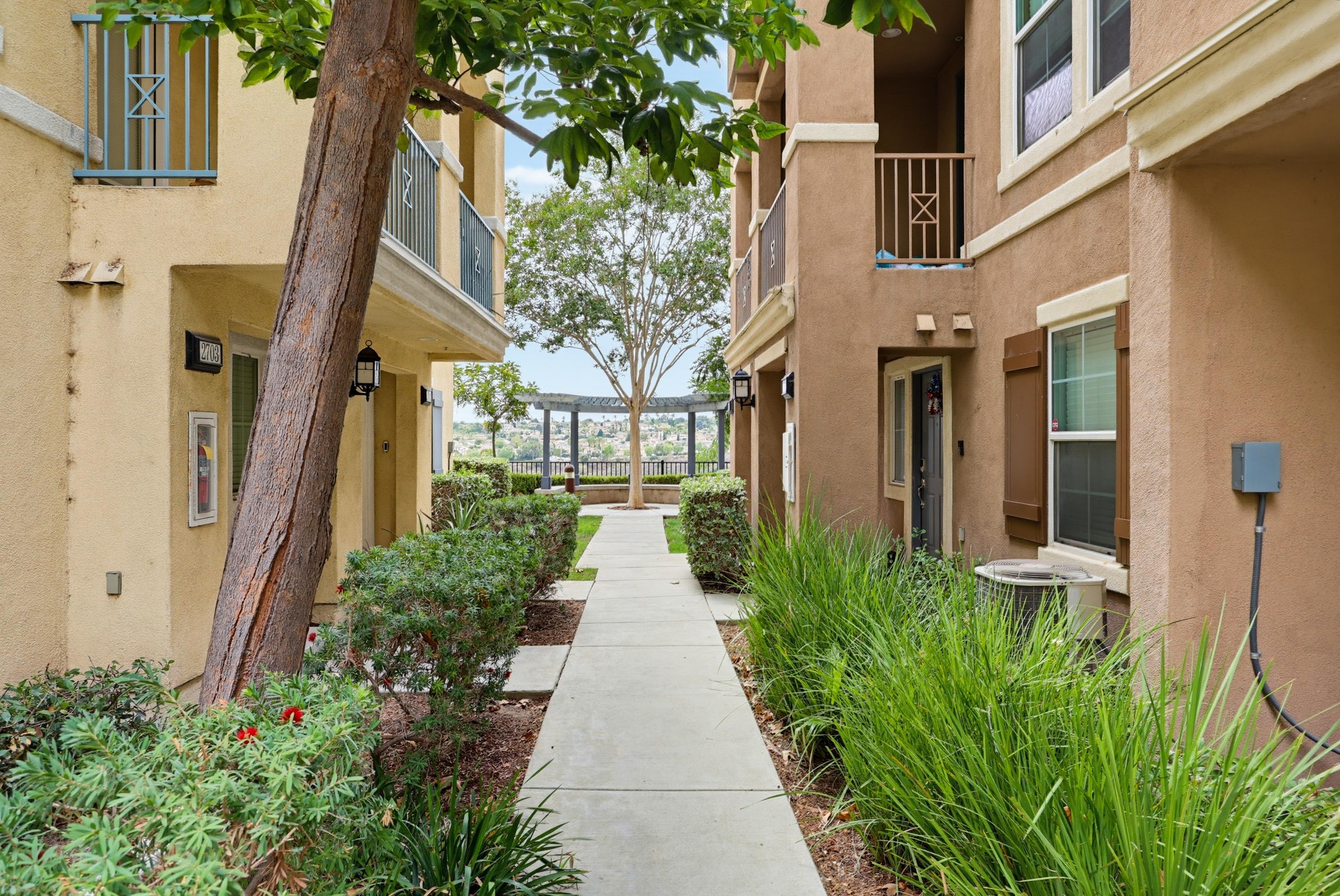 Virtual tour photo 1 of 81 for 2707 Iron Wood Ct