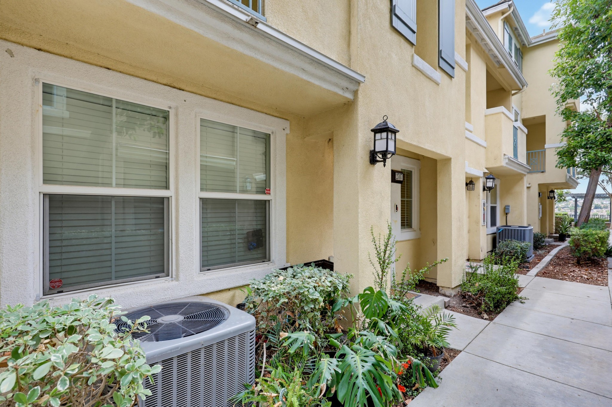 Virtual tour photo 5 of 81 for 2707 Iron Wood Ct