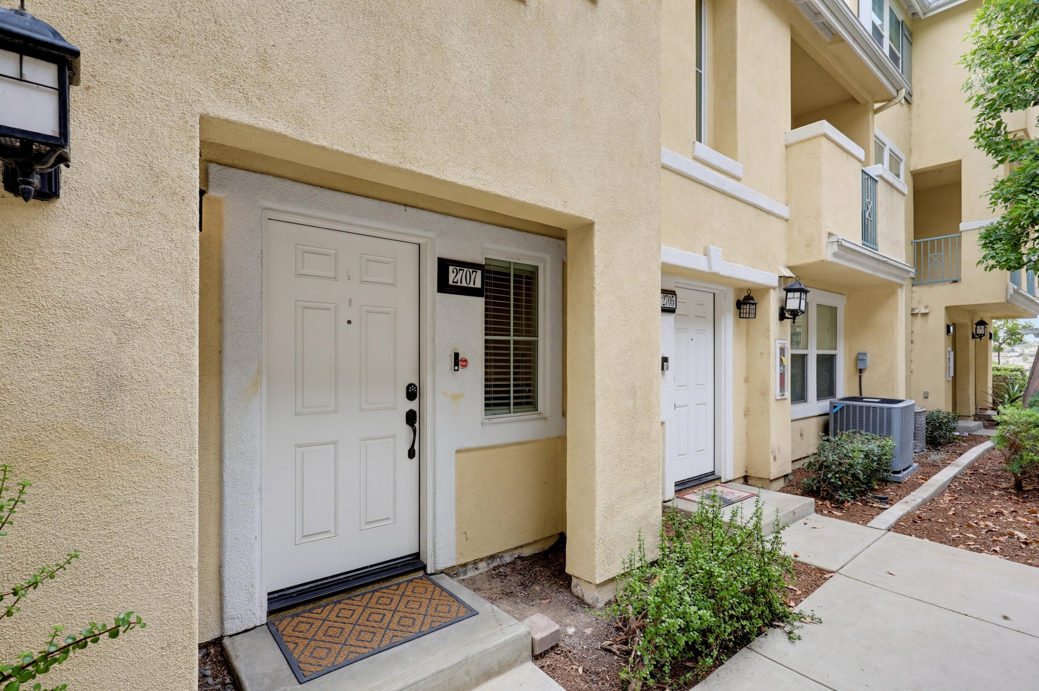 Virtual tour photo 6 of 81 for 2707 Iron Wood Ct