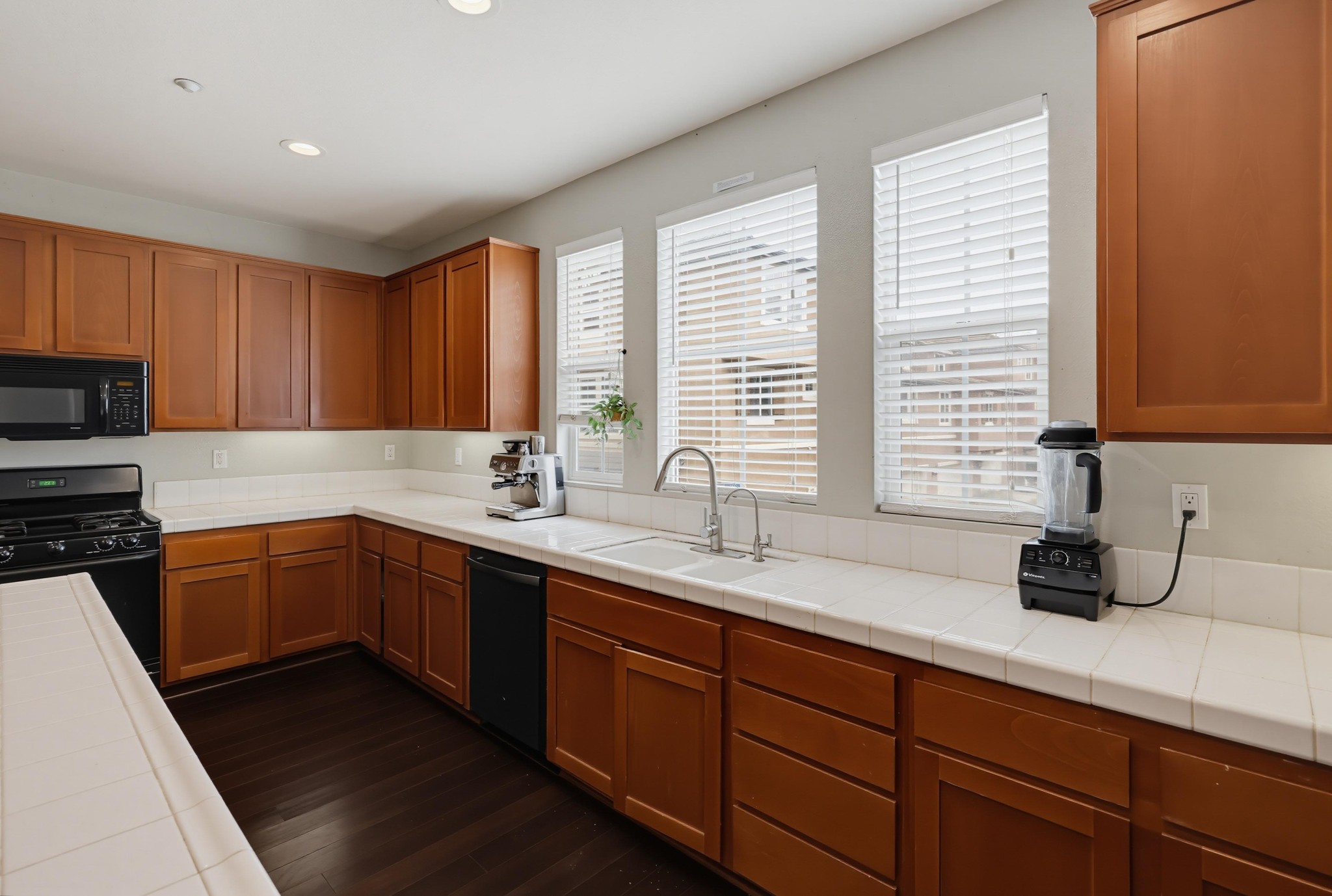 Virtual tour photo 16 of 81 for 2707 Iron Wood Ct
