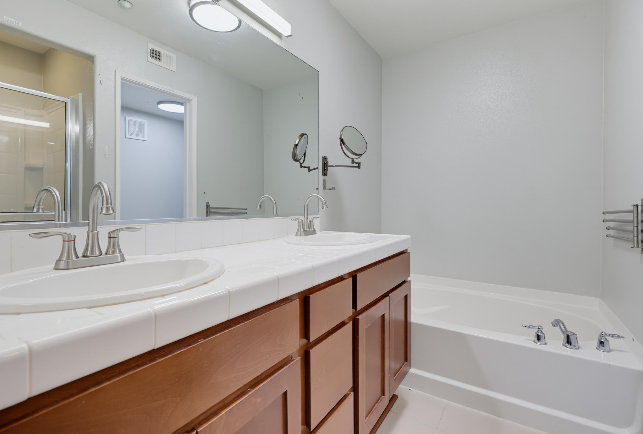 Virtual tour photo 42 of 81 for 2707 Iron Wood Ct