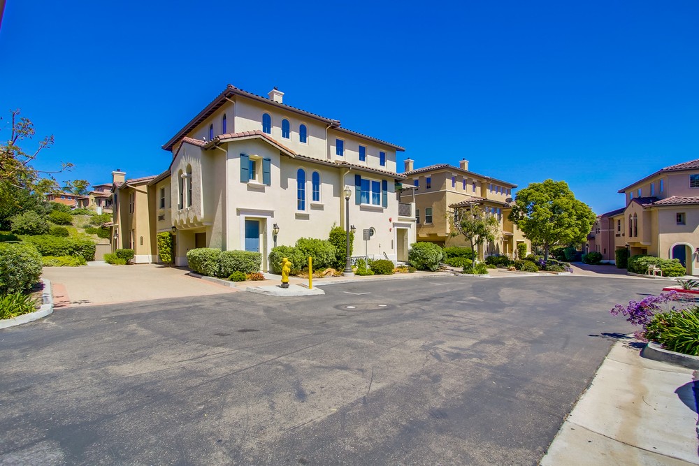 Virtual tour photo 3 of 71 for 2708 Piantino Cir