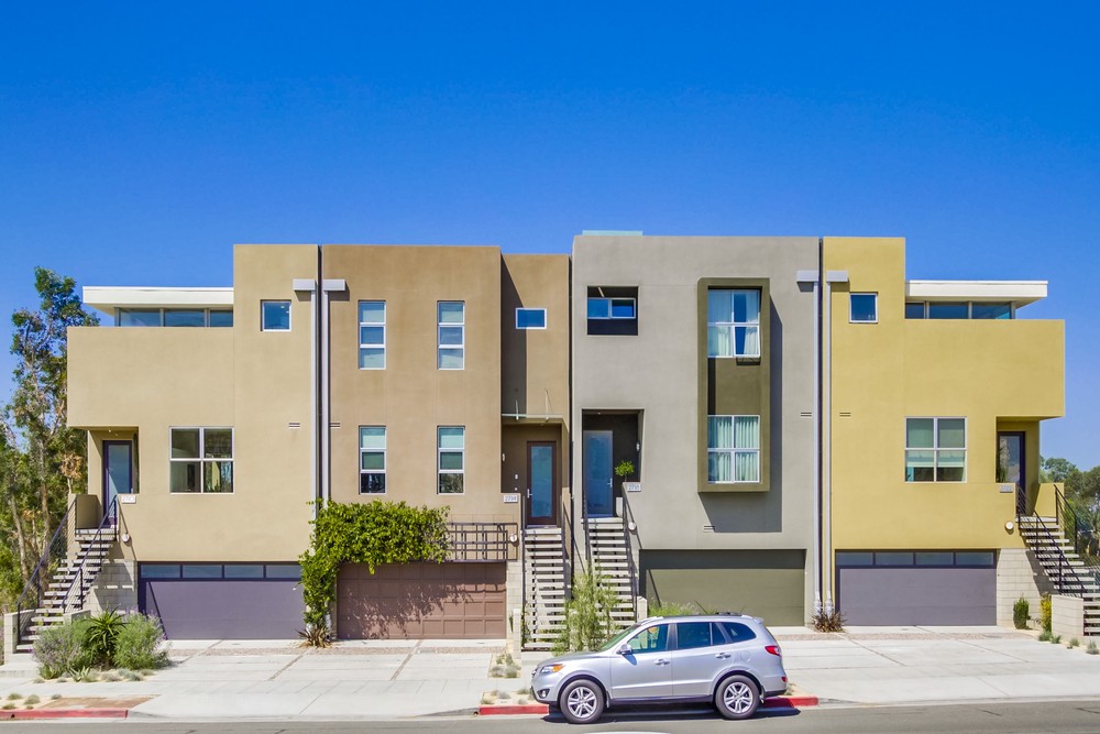 Virtual tour photo 1 of 52 for 2710 1st Ave