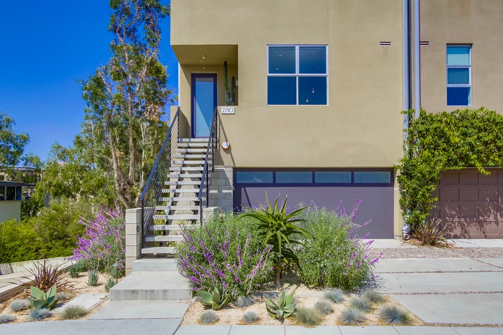 Virtual tour photo 5 of 52 for 2710 1st Ave