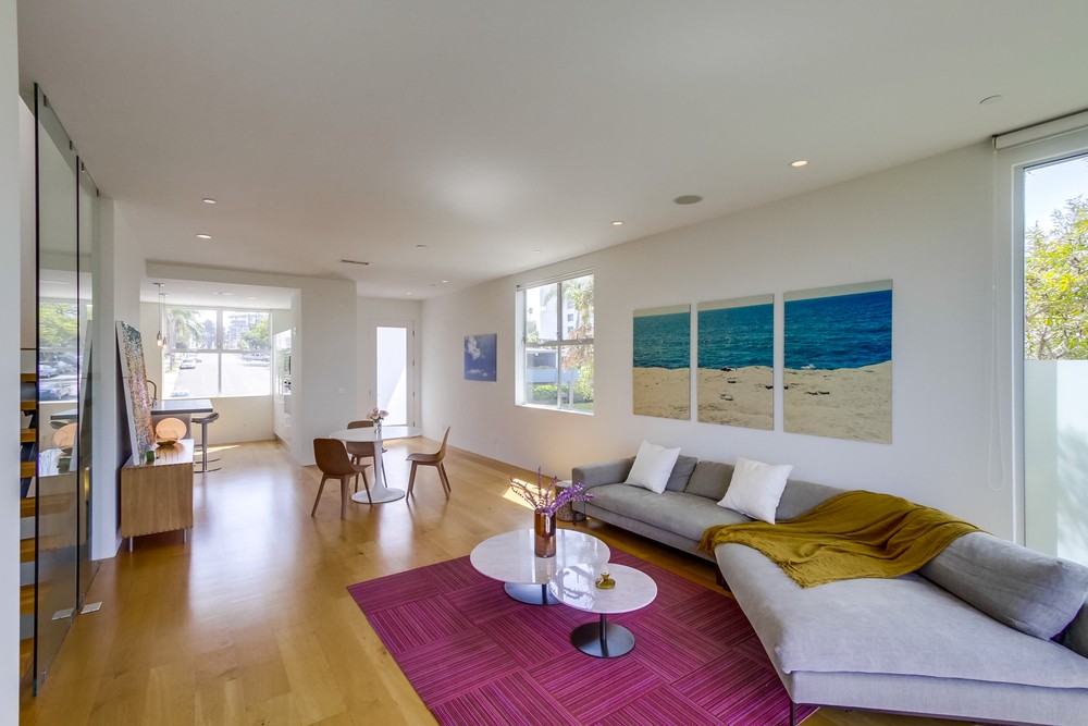 Virtual tour photo 8 of 52 for 2710 1st Ave