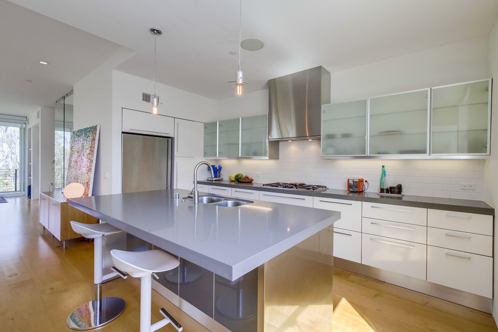 Virtual tour photo 19 of 52 for 2710 1st Ave