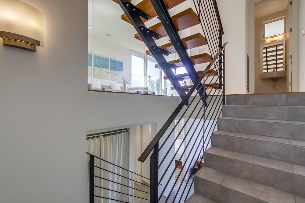 Virtual tour photo 28 of 52 for 2710 1st Ave