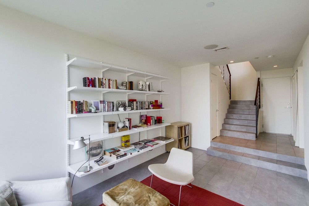 Virtual tour photo 31 of 52 for 2710 1st Ave