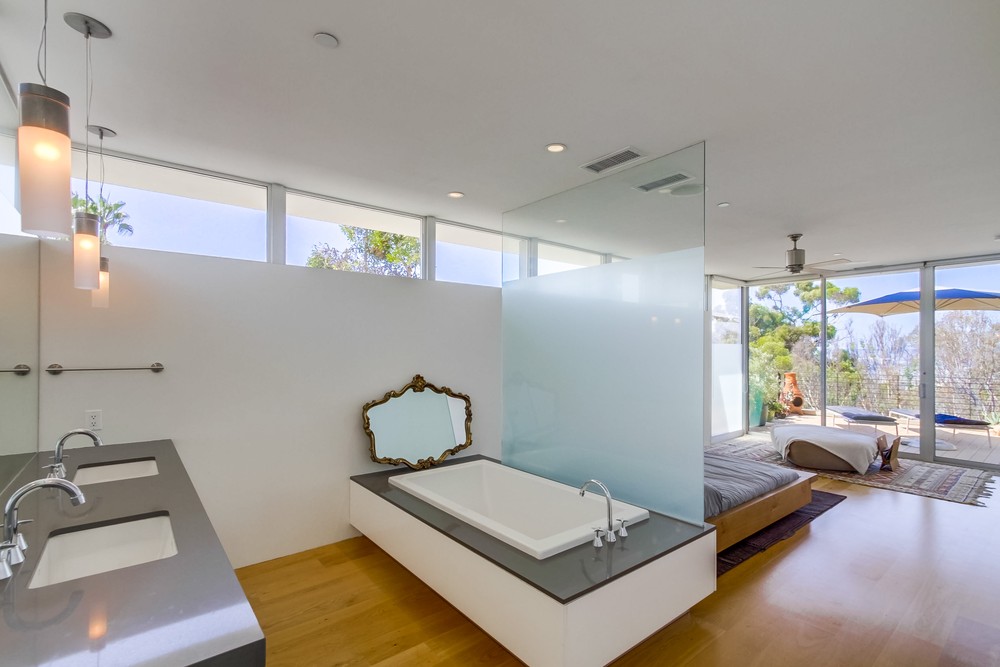 Virtual tour photo 37 of 52 for 2710 1st Ave