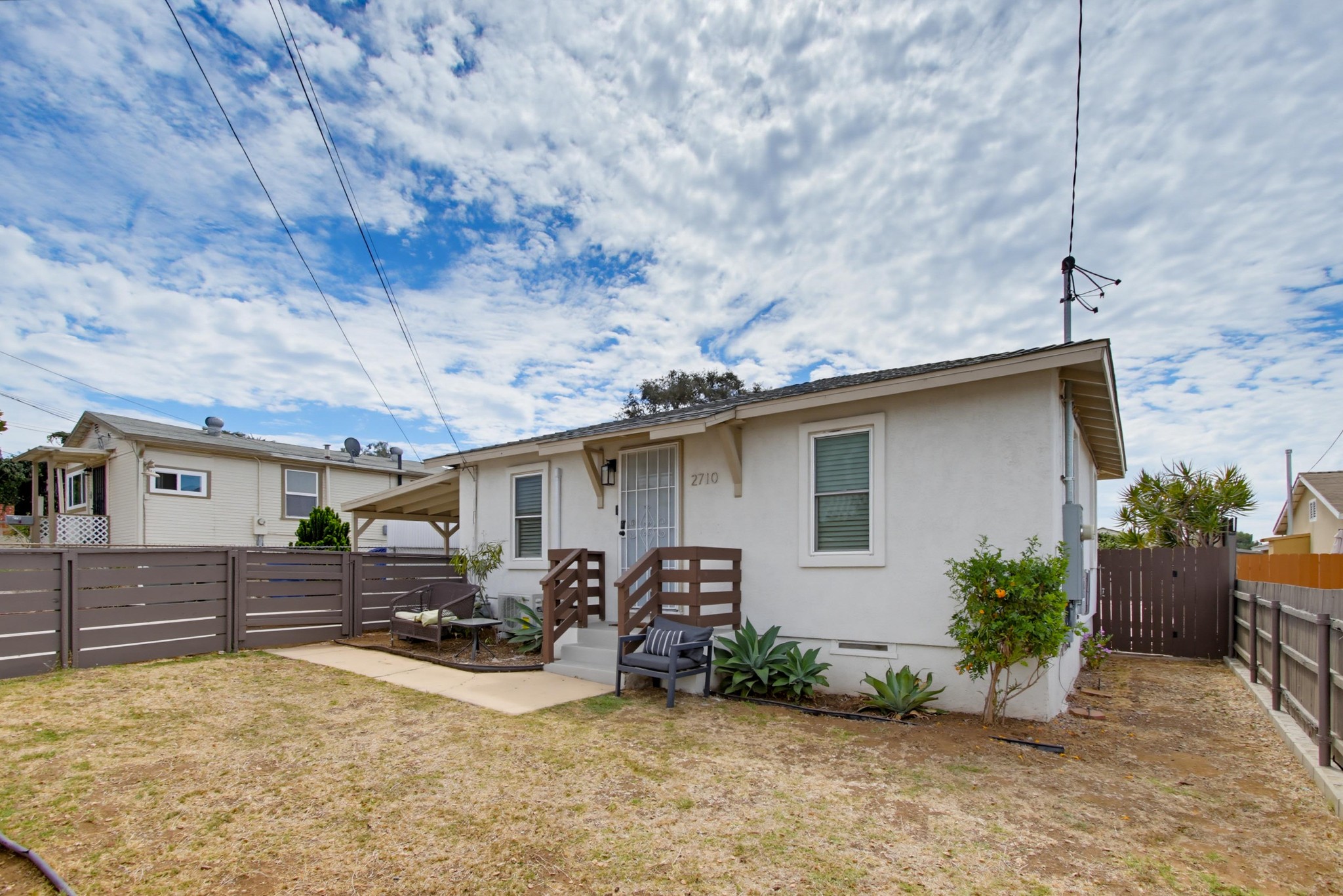 Virtual tour photo 5 of 61 for 2710 Chaffee St