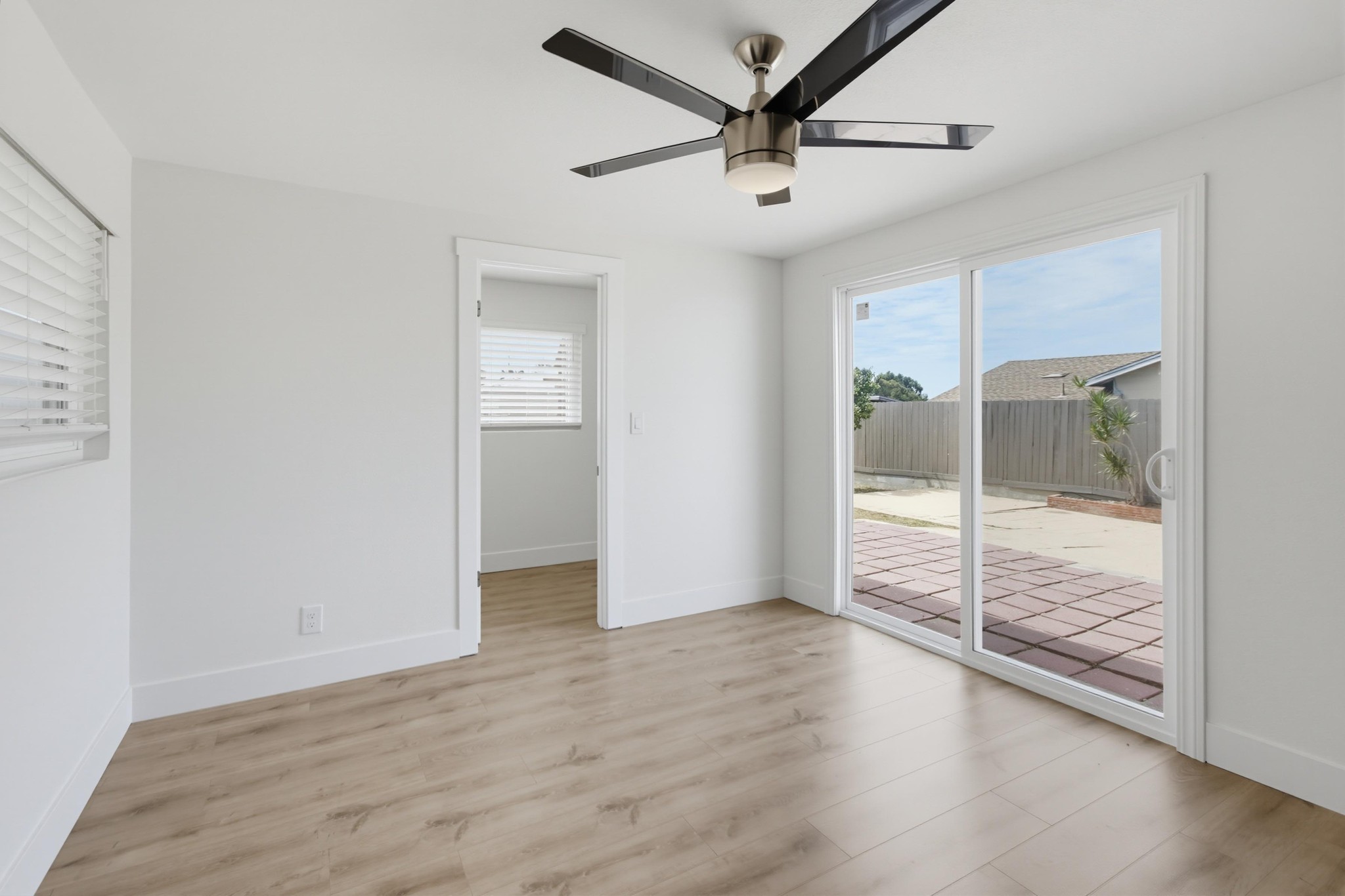 Virtual tour photo 26 of 61 for 2710 Chaffee St
