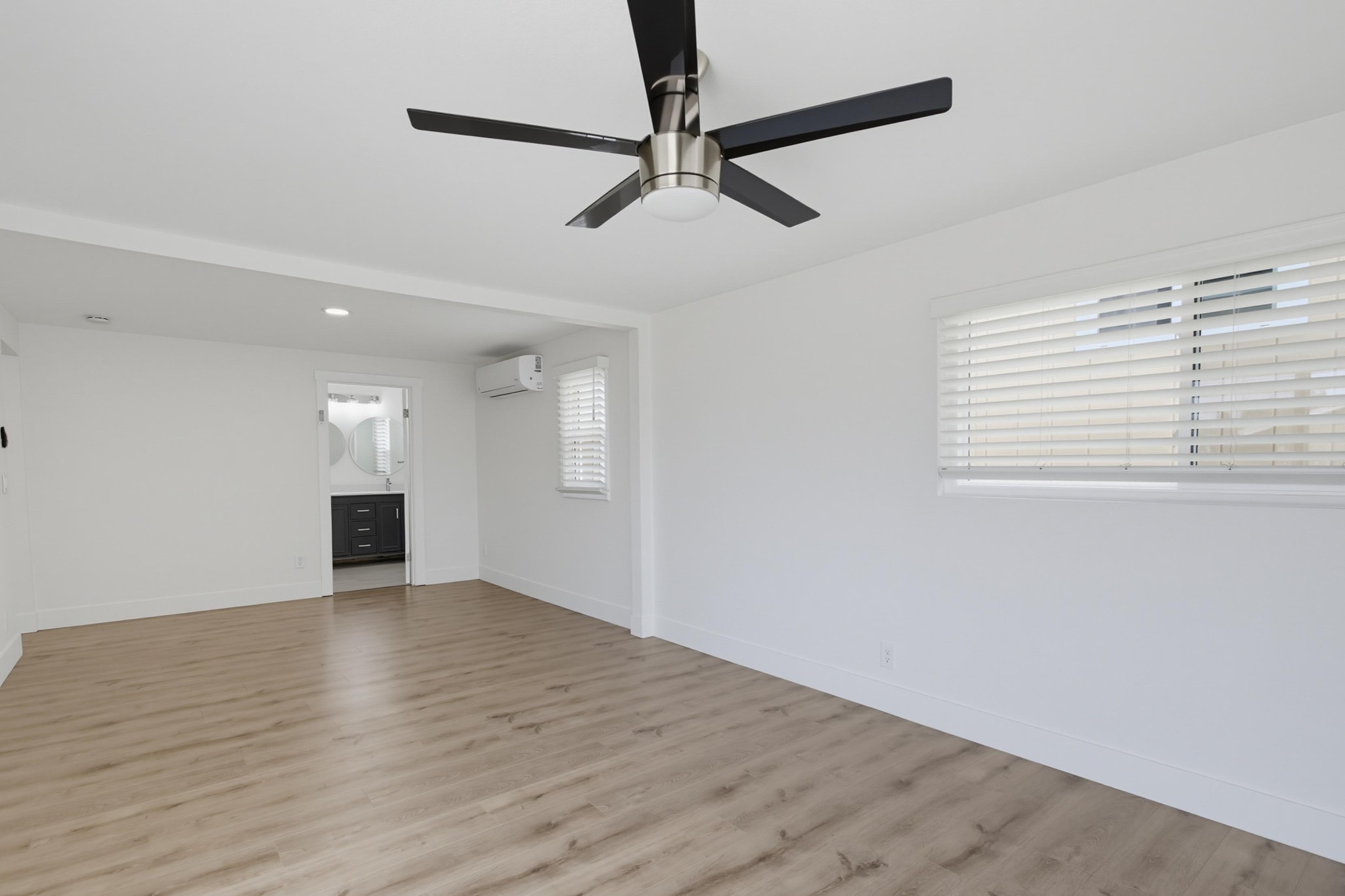 Virtual tour photo 28 of 61 for 2710 Chaffee St