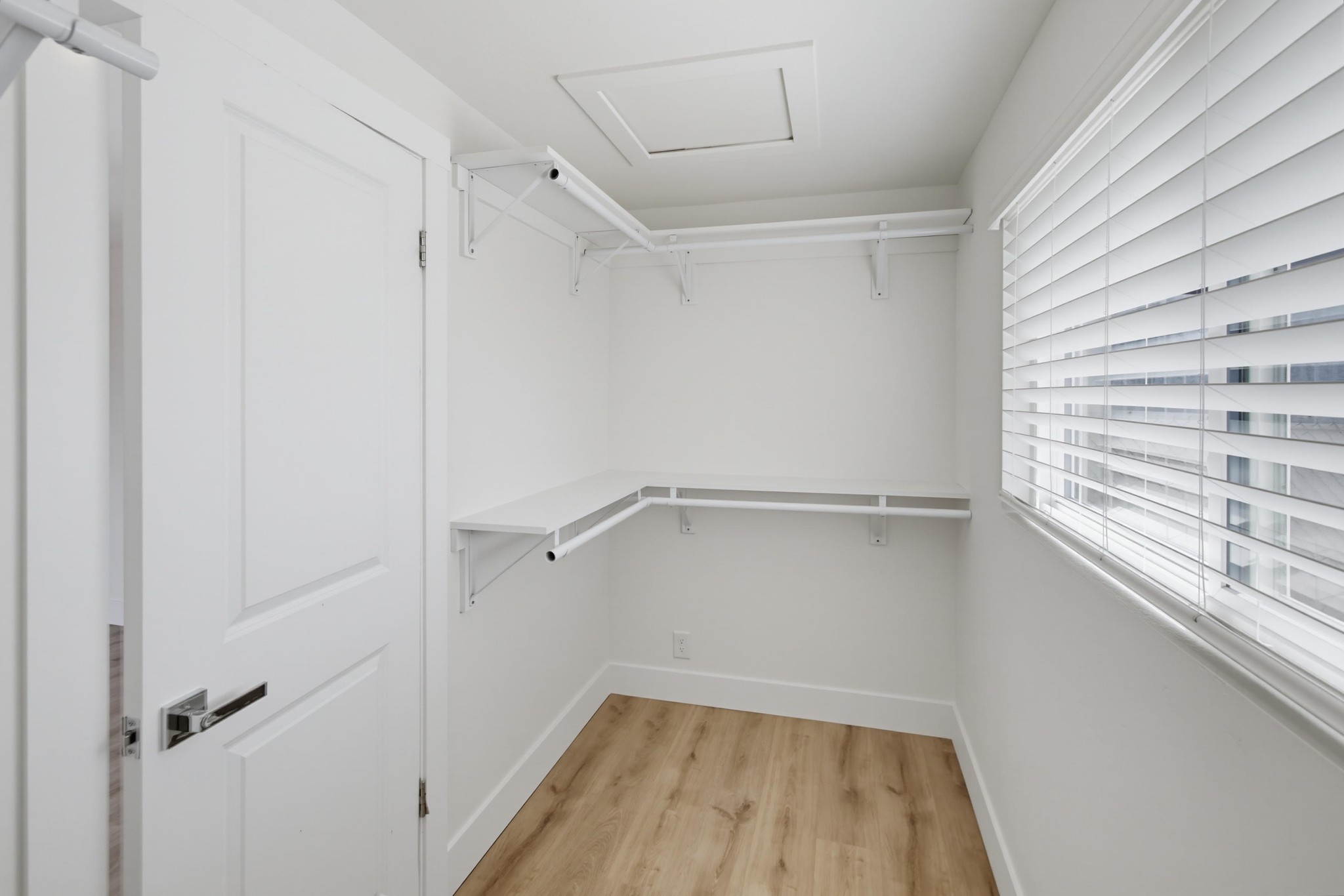 Virtual tour photo 30 of 61 for 2710 Chaffee St