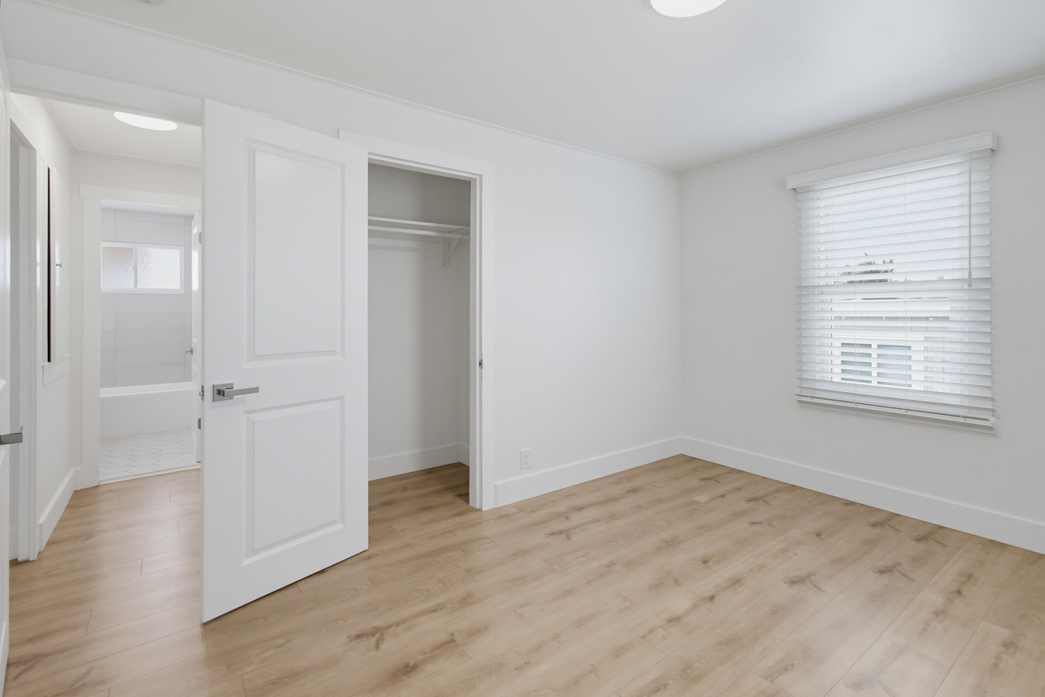 Virtual tour photo 35 of 61 for 2710 Chaffee St