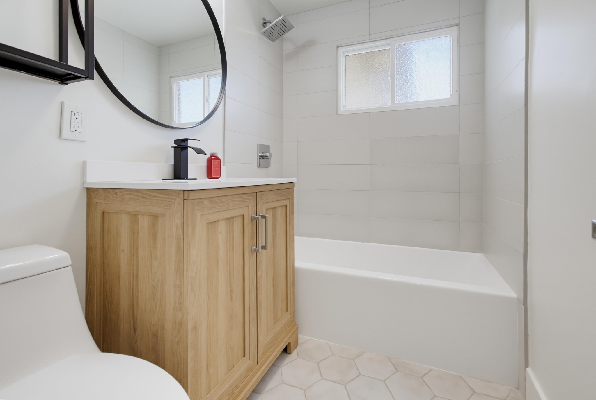 Virtual tour photo 38 of 61 for 2710 Chaffee St