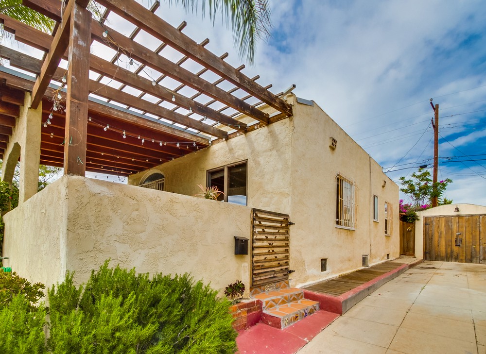 Virtual tour photo 6 of 42 for 2712 E Street