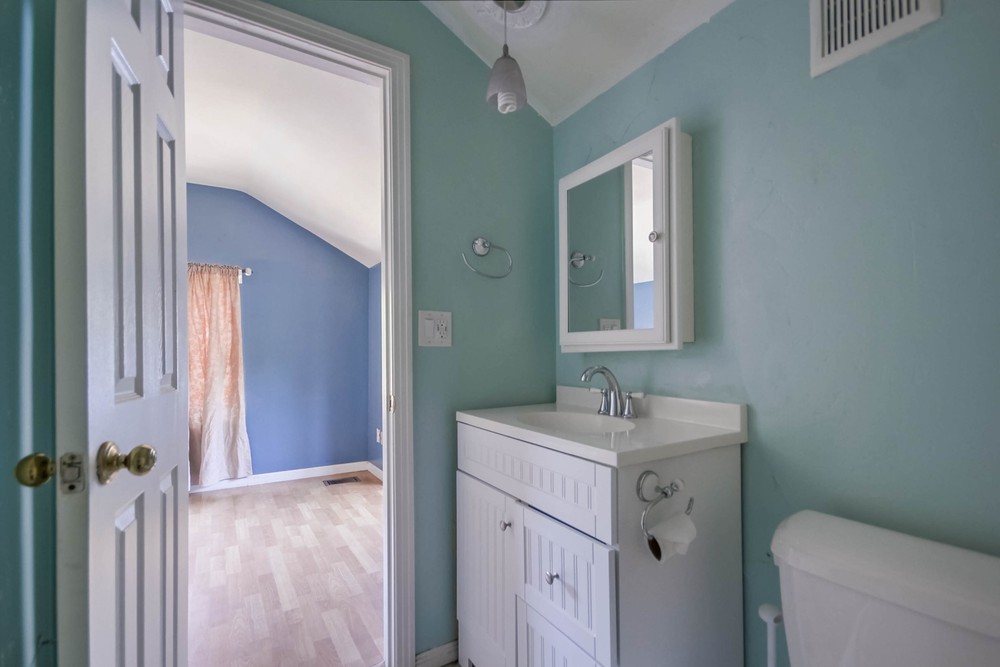 Virtual tour photo 36 of 46 for 2715 Russ Blvd