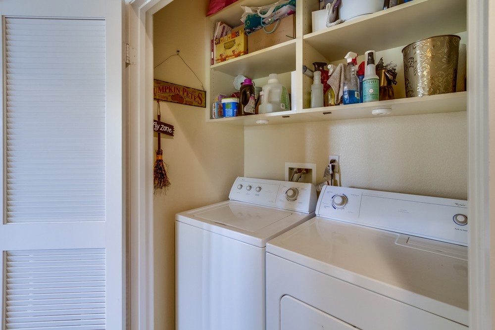 Virtual tour photo 20 of 23 for 2716 Bellezza Dr