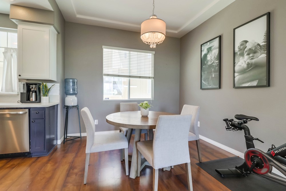 Virtual tour photo 11 of 49 for 2716 Farragut Rd