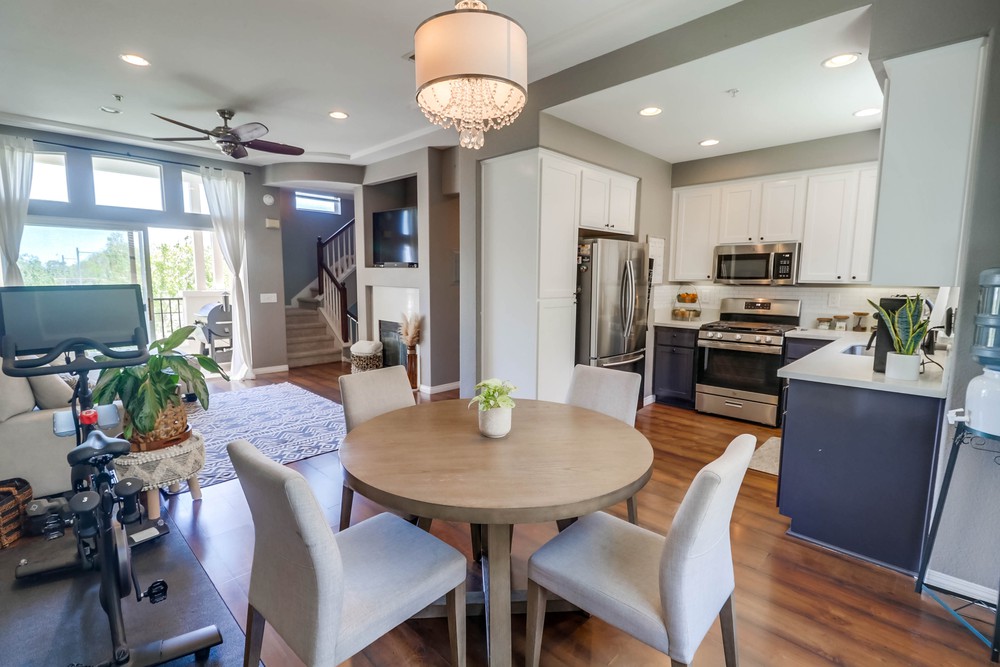 Virtual tour photo 14 of 49 for 2716 Farragut Rd