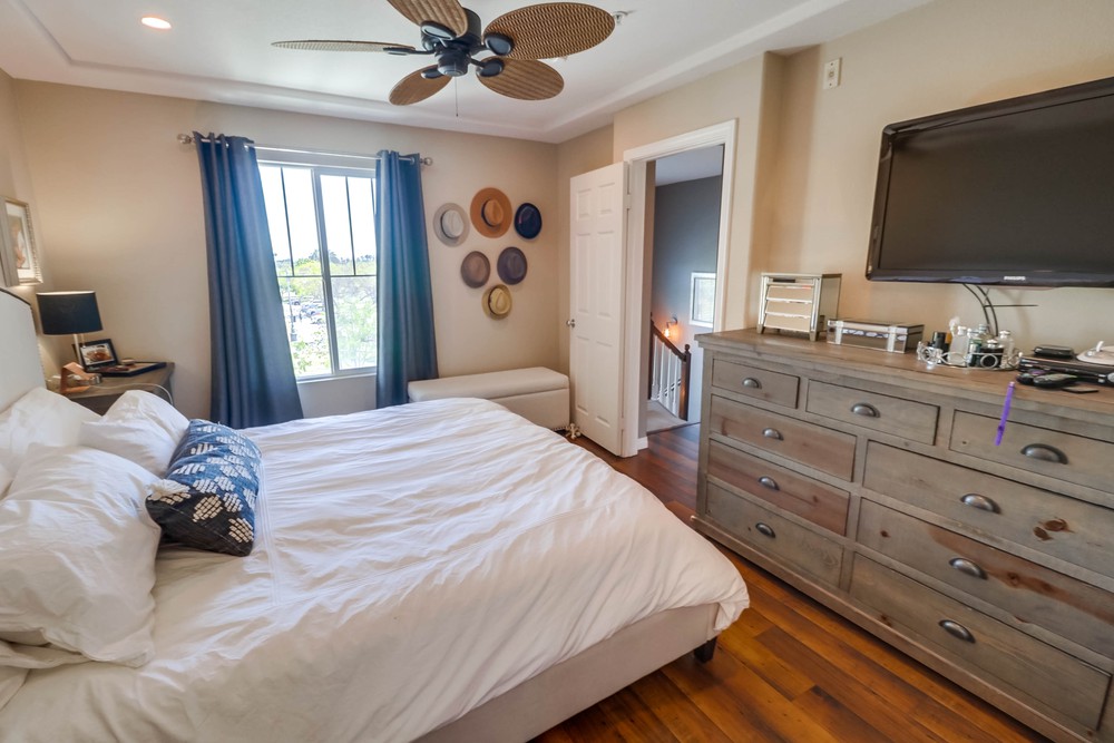 Virtual tour photo 27 of 49 for 2716 Farragut Rd