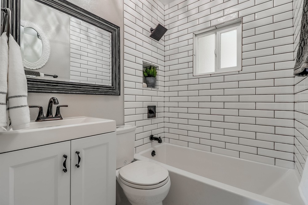 Virtual tour photo 23 of 38 for 2717 Island Ave