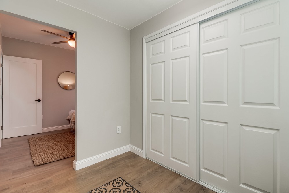 Virtual tour photo 31 of 38 for 2717 Island Ave