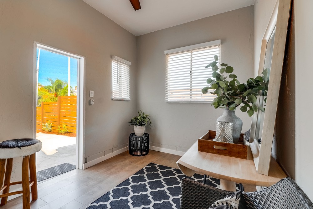 Virtual tour photo 34 of 38 for 2717 Island Ave
