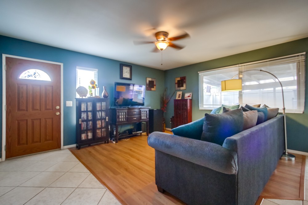 Virtual tour photo 9 of 38 for 2718 Casey St