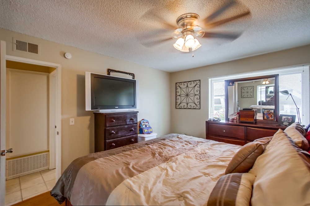 Virtual tour photo 20 of 38 for 2718 Casey St