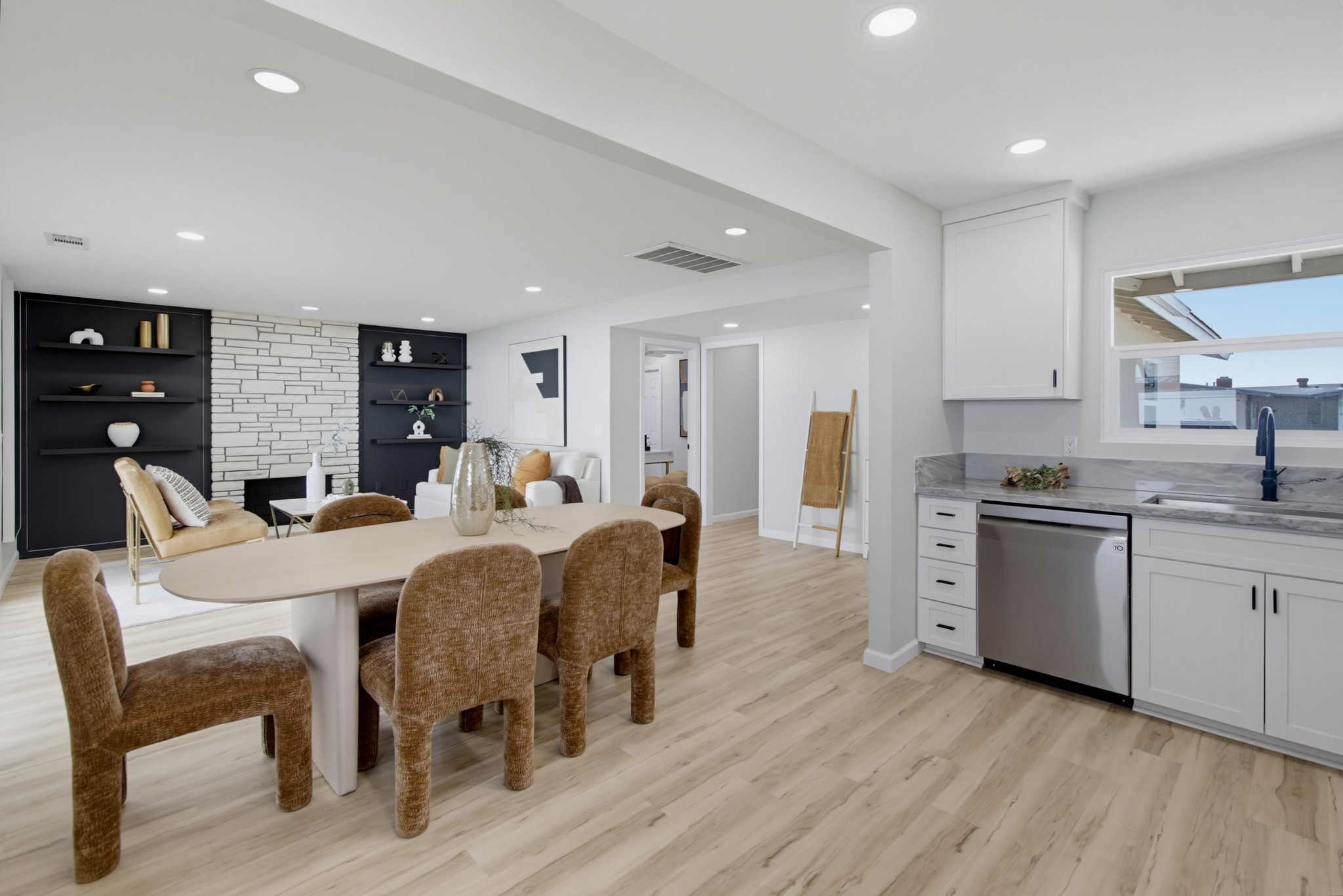Virtual tour photo 9 of 38 for 2718 Powhatan Ave