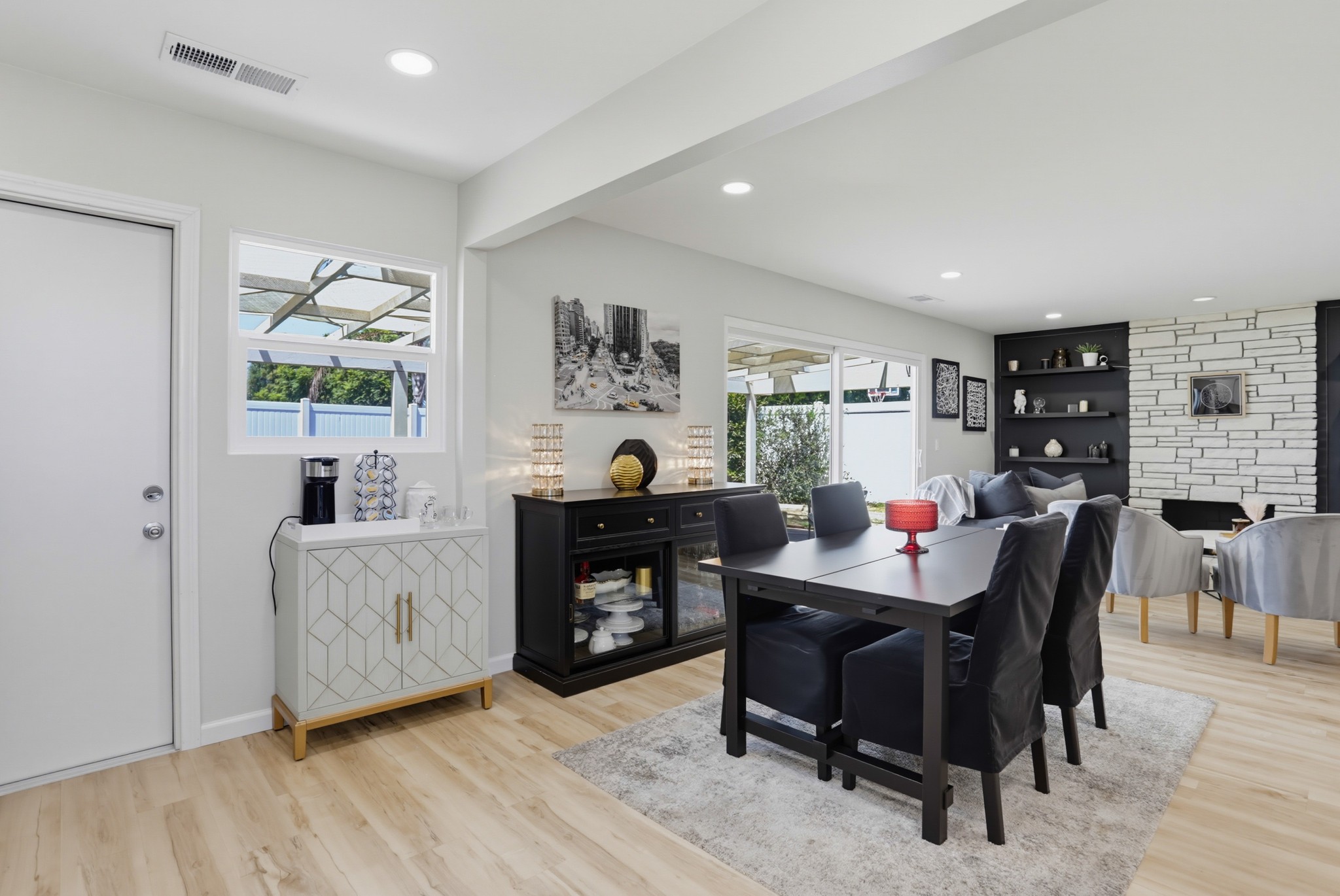 Virtual tour photo 6 of 37 for 2718 Powhatan Ave