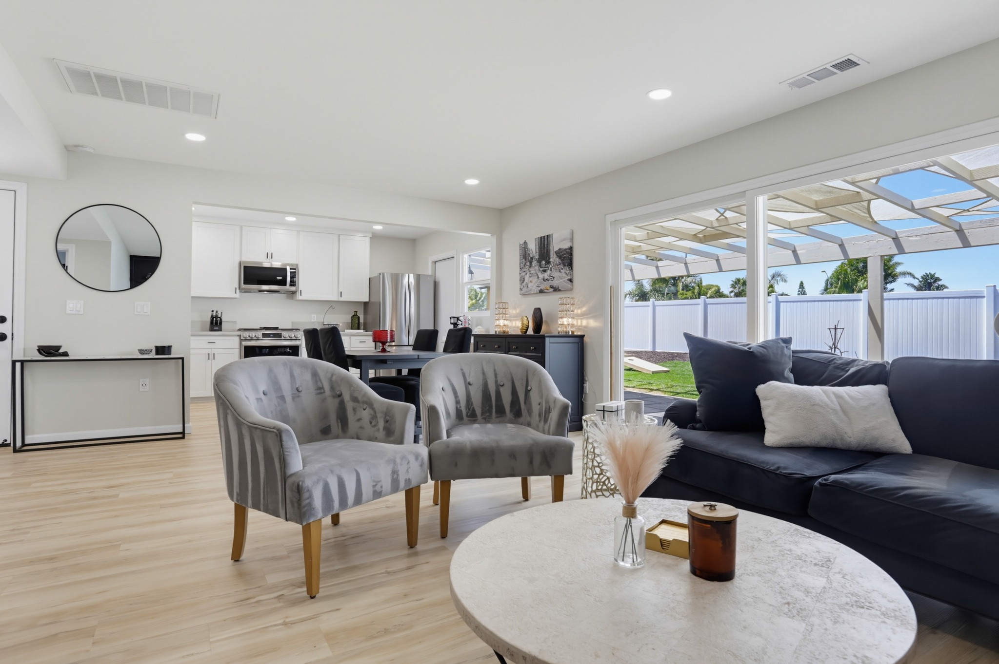 Virtual tour photo 10 of 37 for 2718 Powhatan Ave