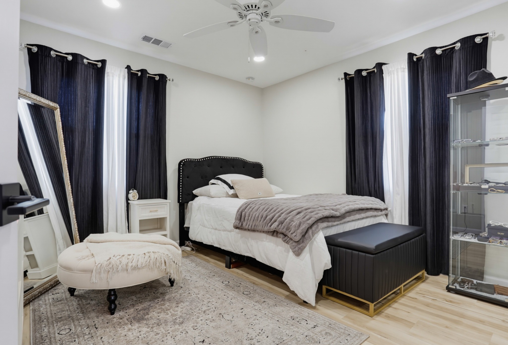 Virtual tour photo 24 of 37 for 2718 Powhatan Ave
