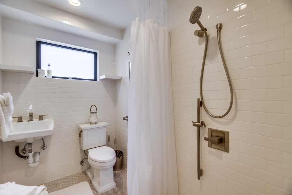 Virtual tour photo 32 of 112 for 2719 Bayside Walk