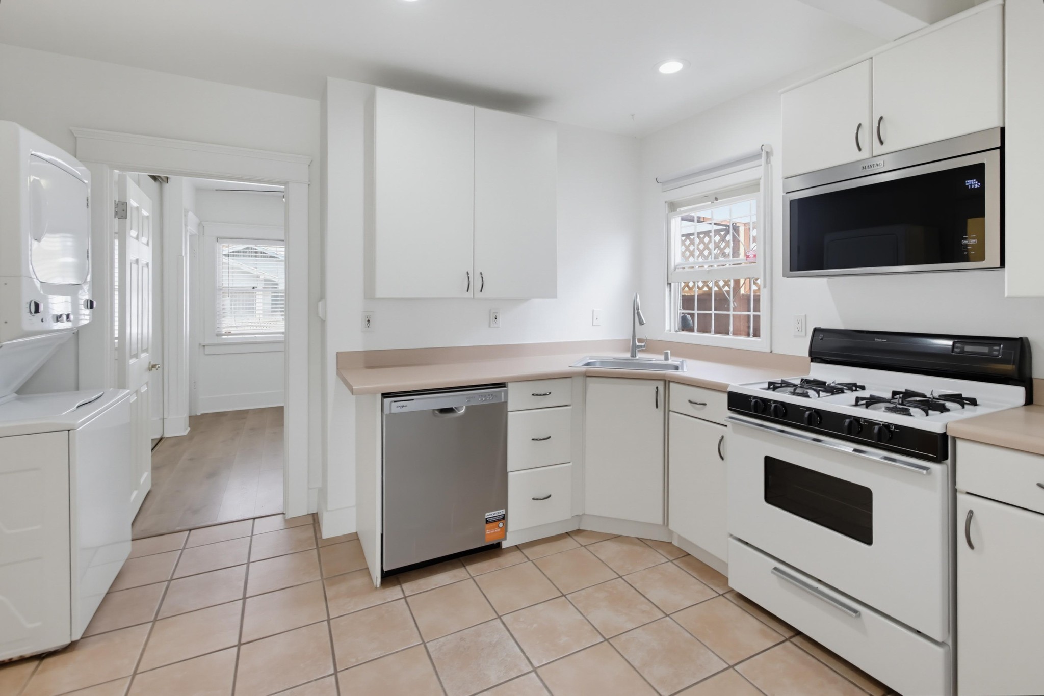 Virtual tour photo 17 of 27 for 2719 Wightman St
