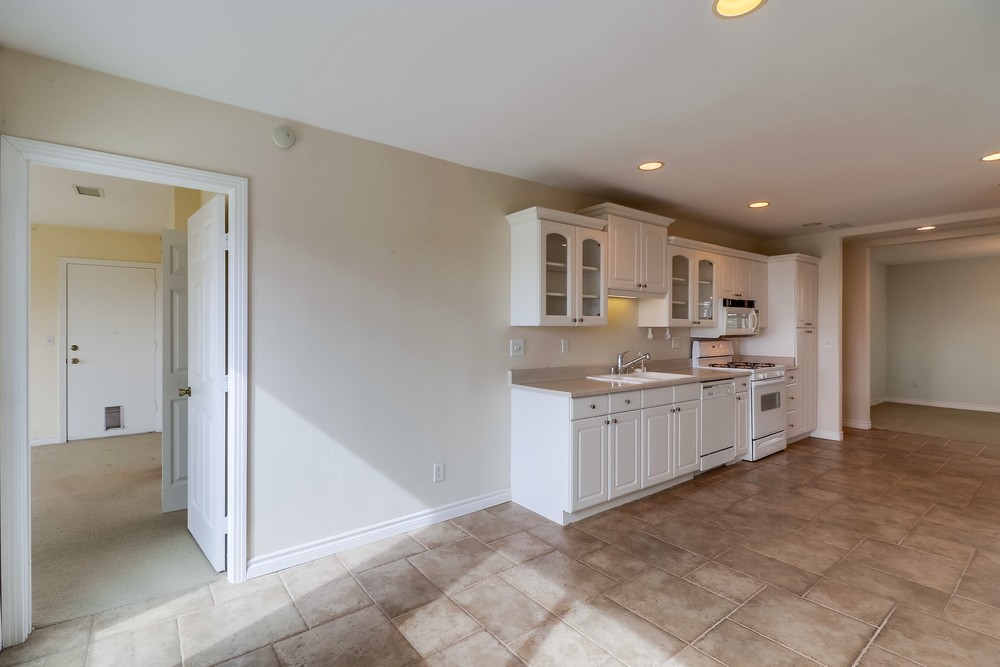 Virtual tour photo 16 of 43 for 2720 Grandview St