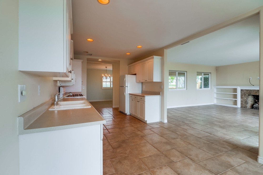 Virtual tour photo 17 of 43 for 2720 Grandview St