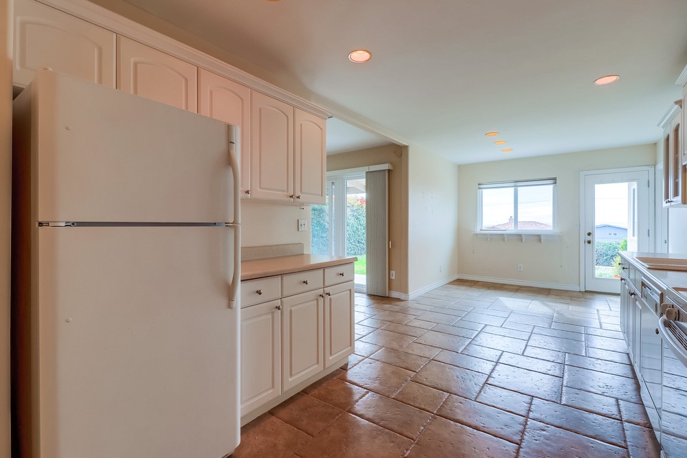Virtual tour photo 18 of 43 for 2720 Grandview St