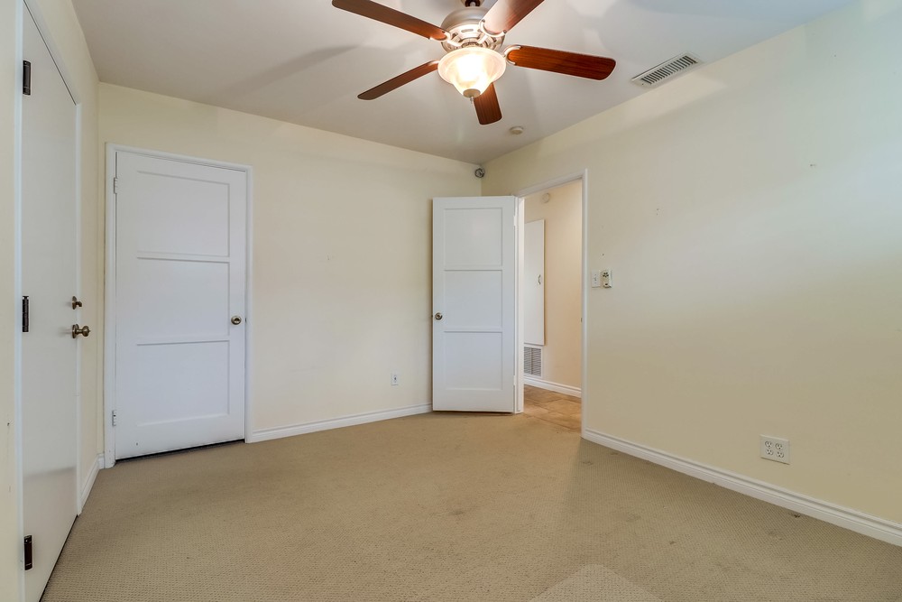 Virtual tour photo 33 of 43 for 2720 Grandview St