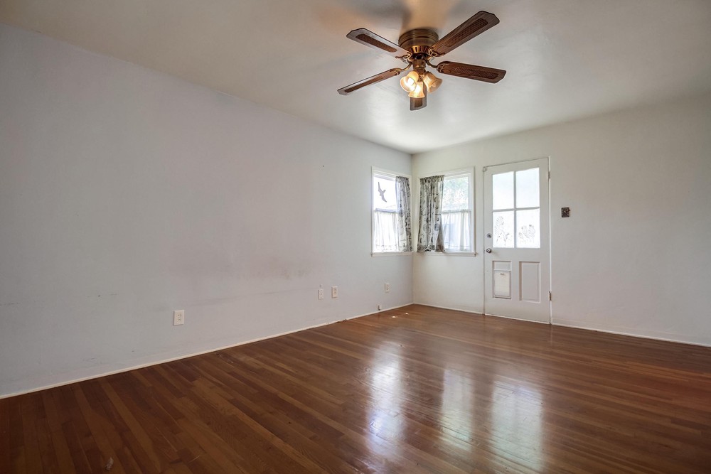 Virtual tour photo 23 of 46 for 2720 Tuberose St