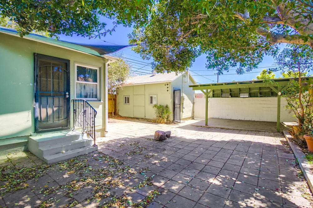 Virtual tour photo 34 of 46 for 2720 Tuberose St