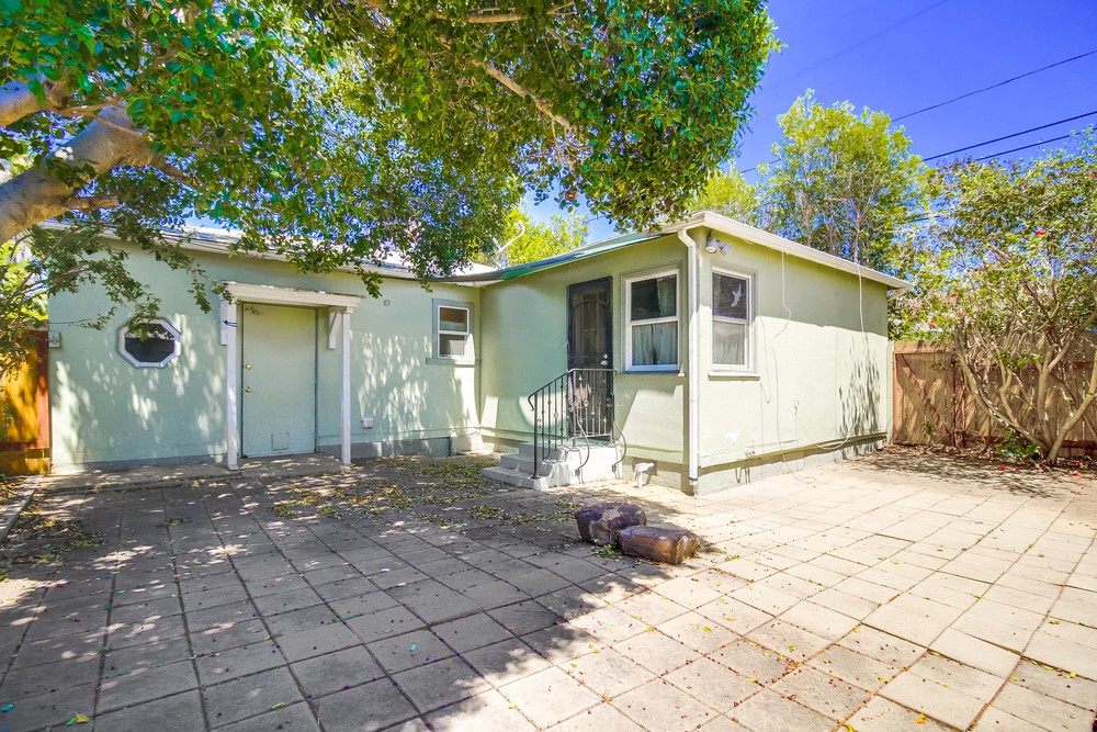 Virtual tour photo 35 of 46 for 2720 Tuberose St