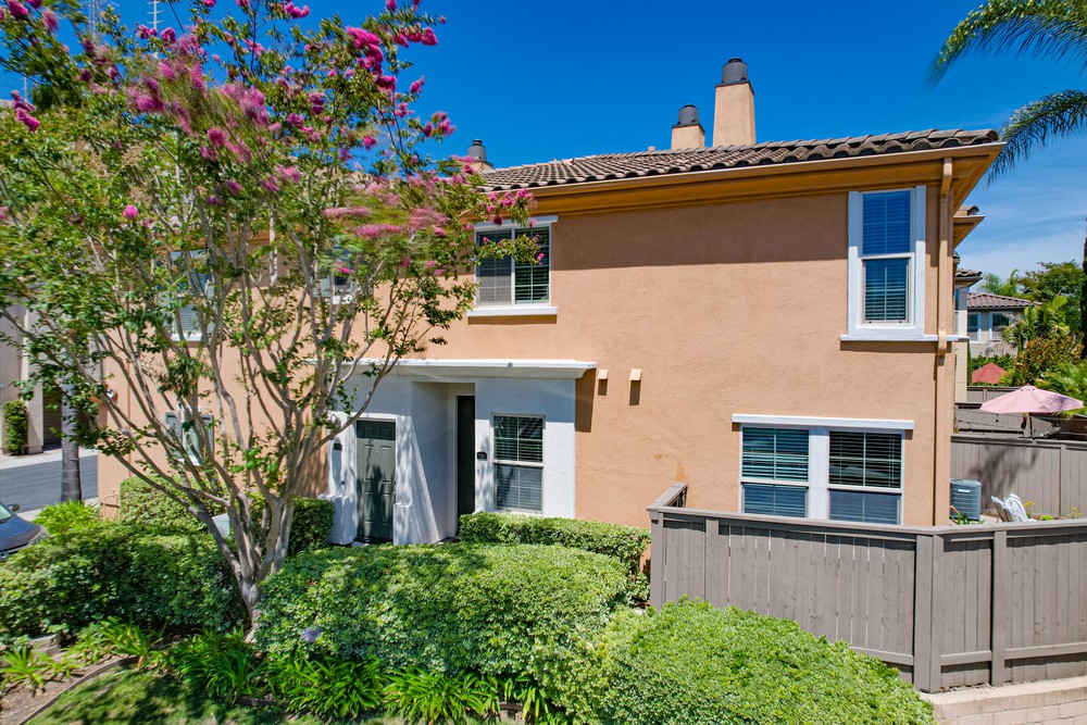 Virtual tour photo 1 of 3 for 2727 Bellezza Dr