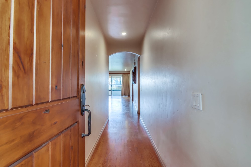 Virtual tour photo 3 of 39 for 2727 Morena Blvd