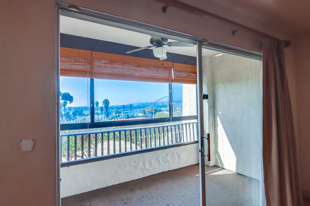 Virtual tour photo 25 of 39 for 2727 Morena Blvd