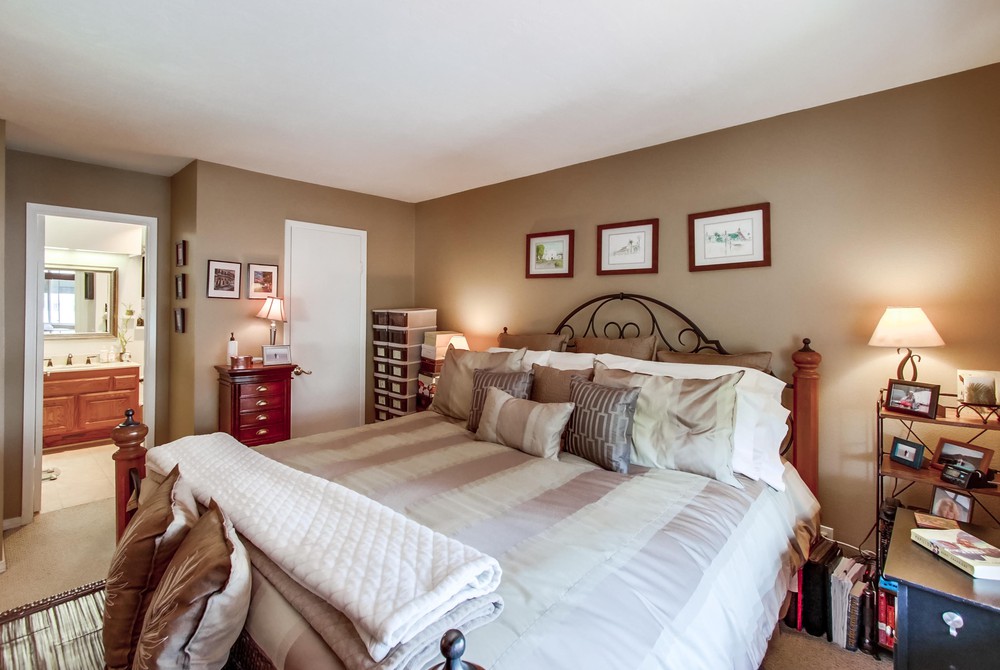 Virtual tour photo 20 of 40 for 2727 Morena Blvd