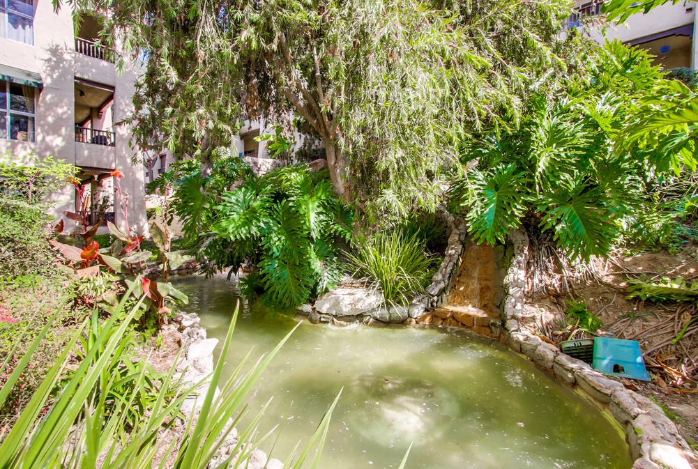 Virtual tour photo 36 of 40 for 2727 Morena Blvd